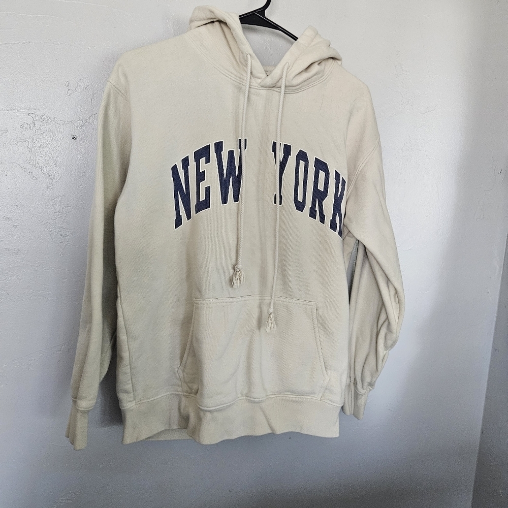 John Galt Women's One Size Cream Hoodie with New York Print Logo Sweatshirt Top